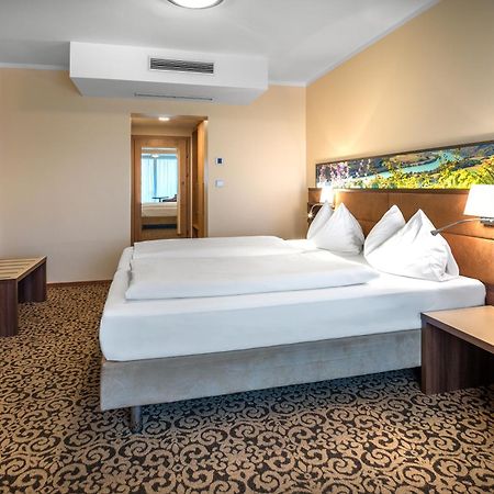 Hotel Schachner マリア・ターファール エクステリア 写真